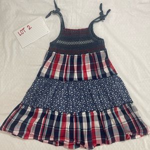 Girls 4T adorable dresses!